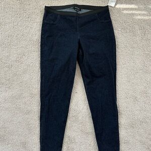 New With Tags 14W Karen Kane Jean Pull-On Pants